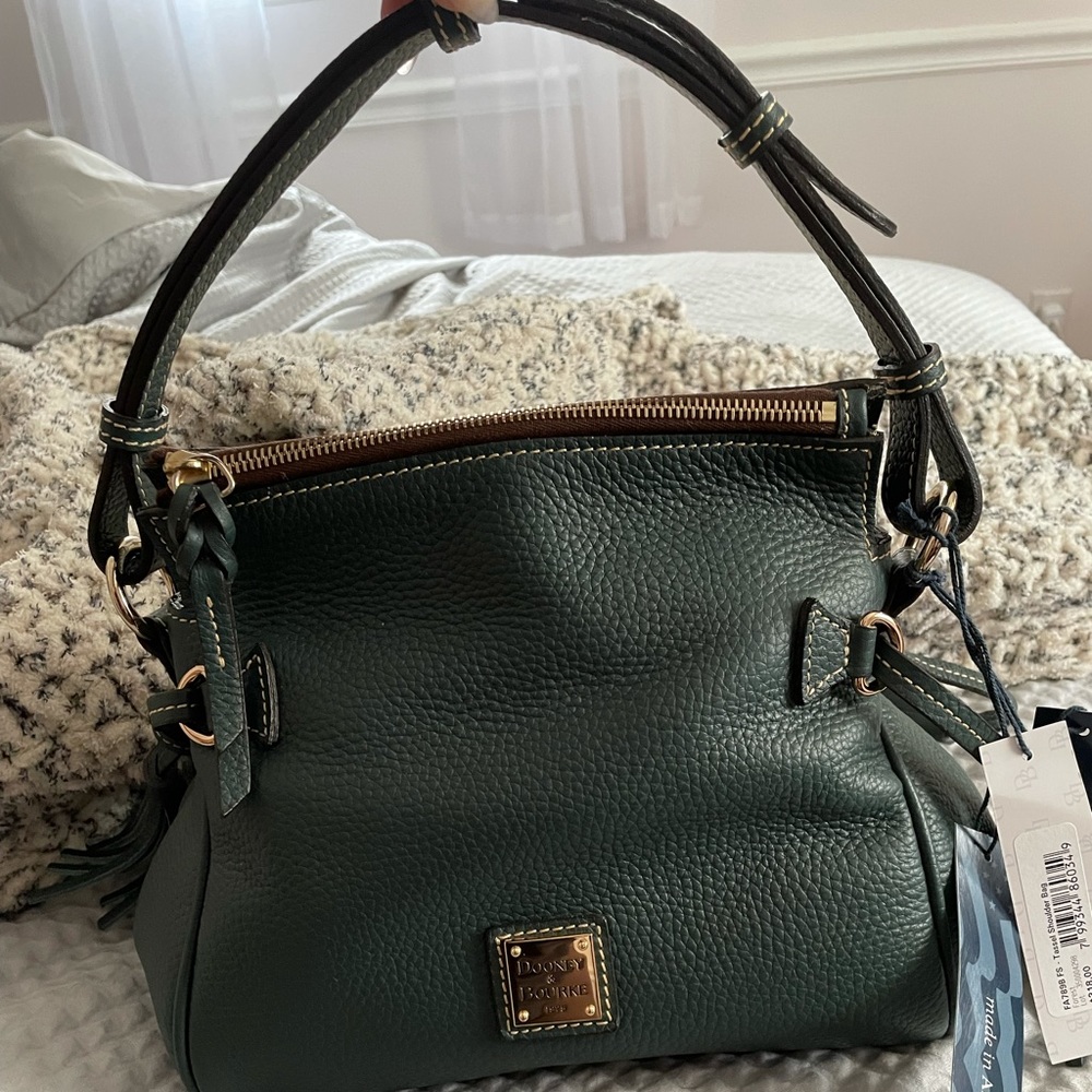 Green Dooney & Bourke hand bag w/ tags!